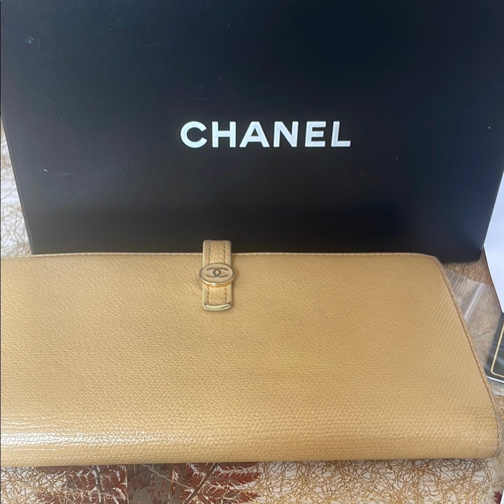 Chanel Coco mark button snap bifold beige Wallet CC button logo.